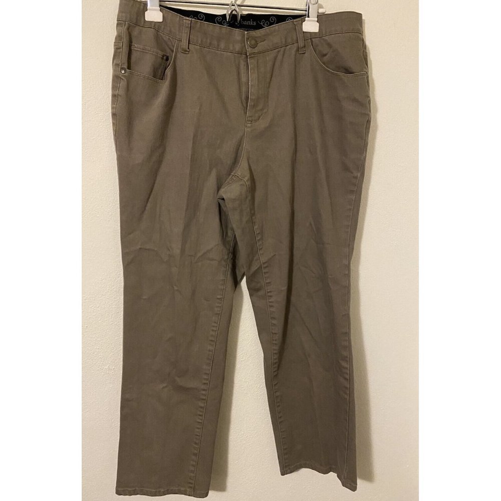 C J Banks Moderately Curvy  Fit Women’s Size 16P  Olive Preowned